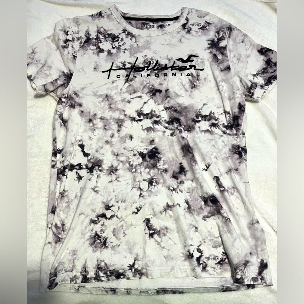 Hollister T-shirt